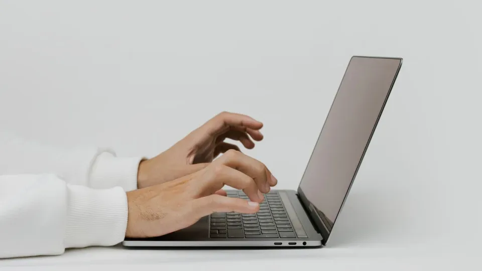 cPanel Hosting Yönetimi: Dosya ve E-Posta Rehberi